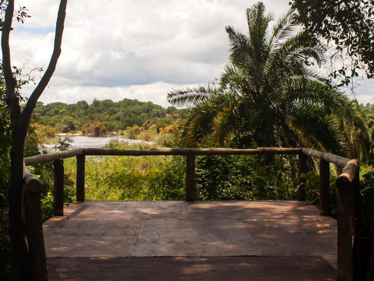 White Sands Lodge Divundu Ngoại thất bức ảnh