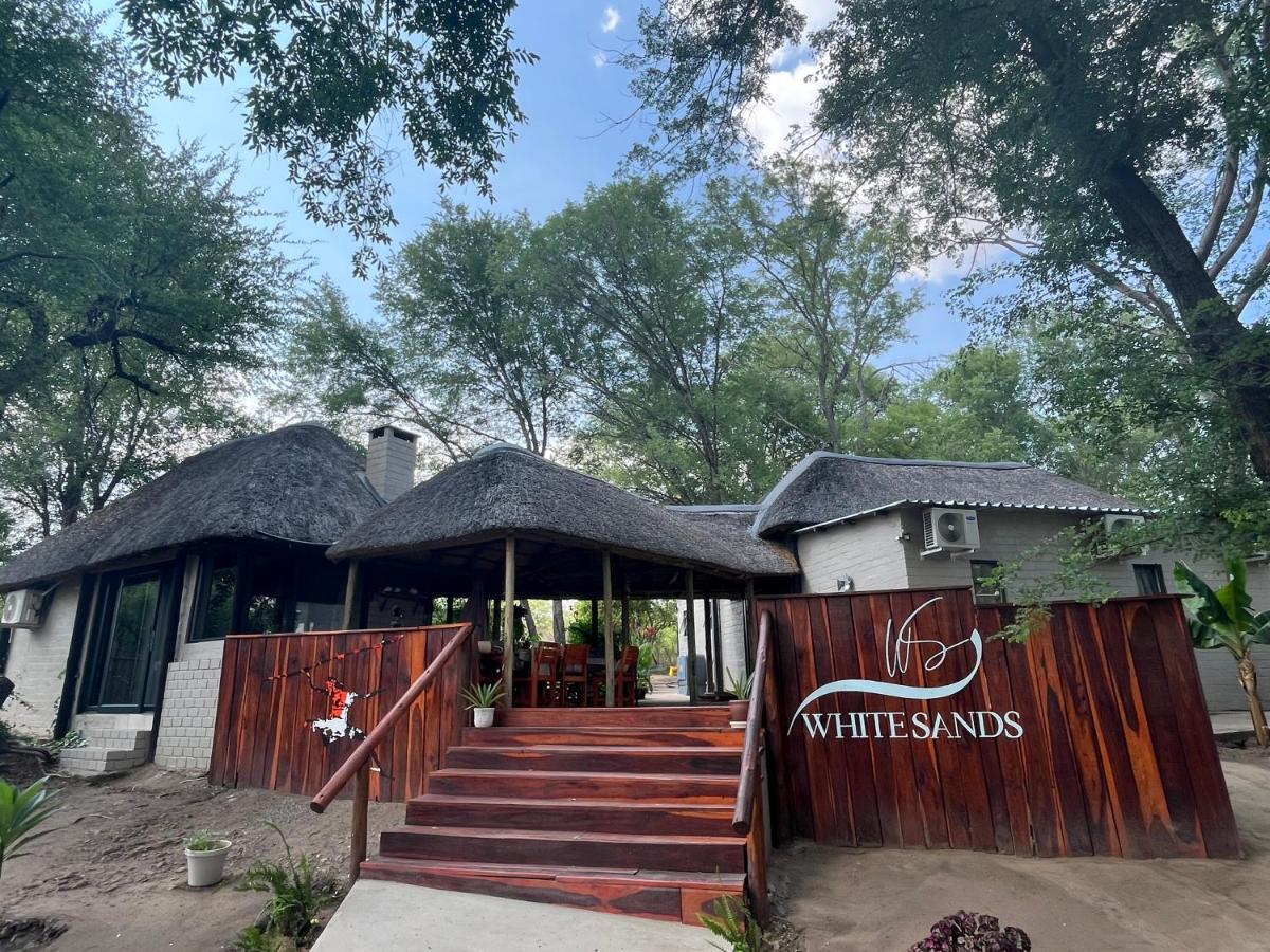 White Sands Lodge Divundu Ngoại thất bức ảnh