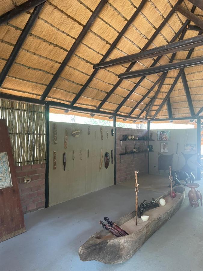 White Sands Lodge Divundu Ngoại thất bức ảnh